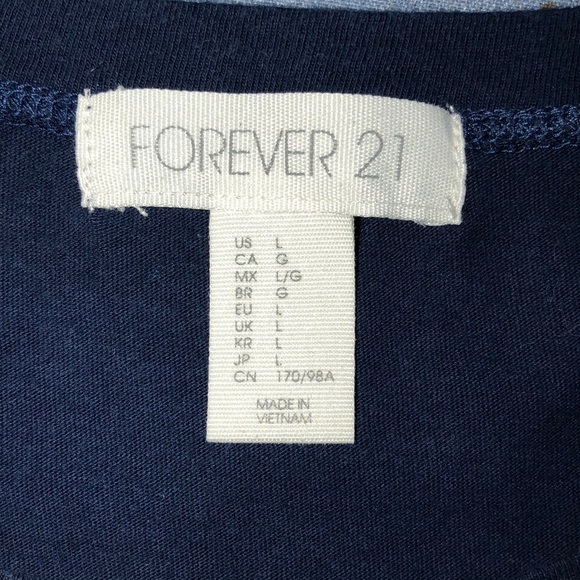 FOREVER‎ 21 Shirt Sleeve Tee - Picture 3 of 5